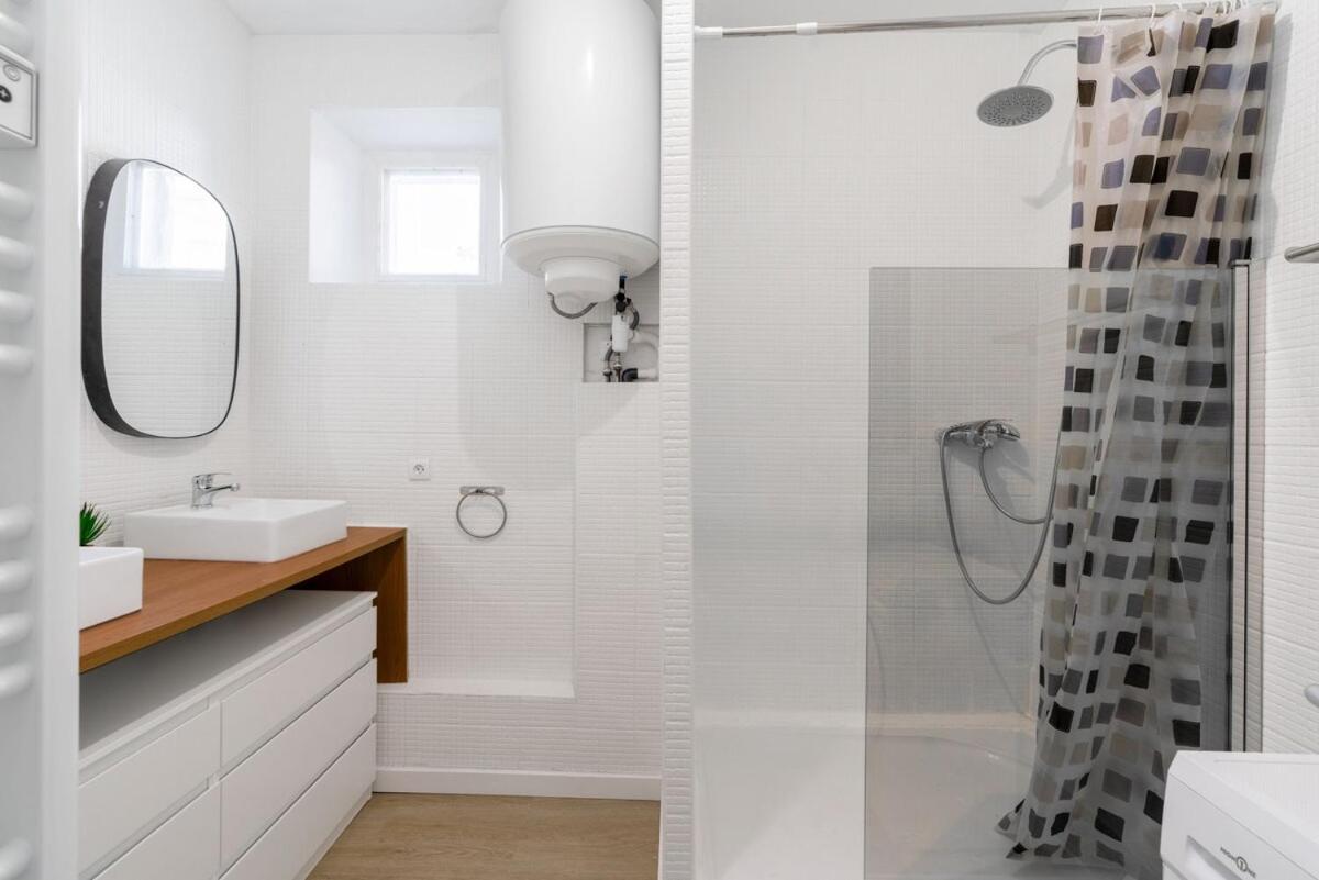Joli 2 Pieces Proche Gare St Charles Apartment Marseilles